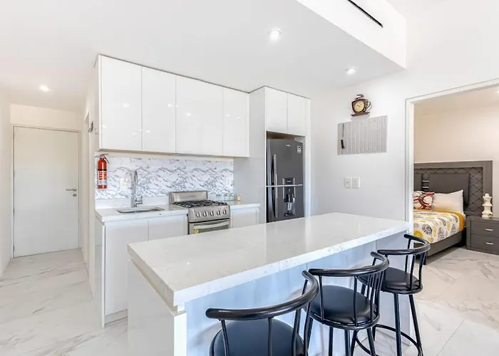 Сasa de vacaciones Luxury With Shared Gym, Rooftop Pool, And Centrally Located