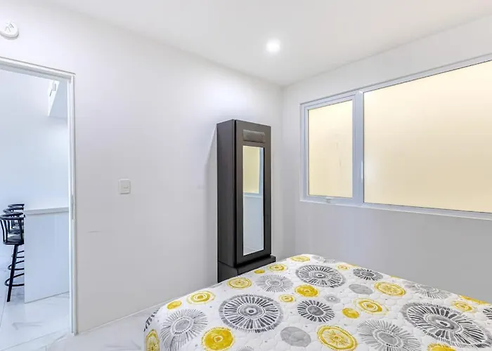 Сasa de vacaciones Luxury With Shared Gym, Rooftop Pool, And Centrally Located Cabo San Lucas